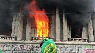 Protesters set fire to Guatemalan Congress | AFP
