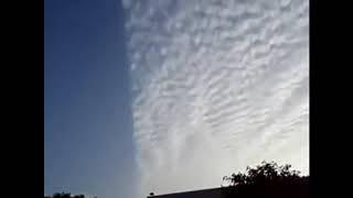 unglaubliche Aufnahmen - HAARP Splitting The Clouds In Broad Daylight   Caught Red Handed